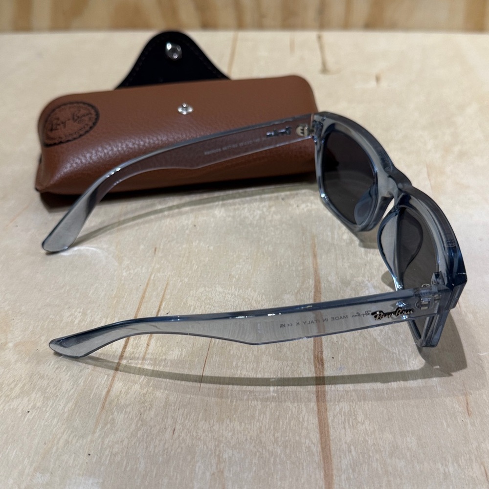 Ray-Ban Wayfarer Reverse R0502S Sunglasses - Picture 5 of 9